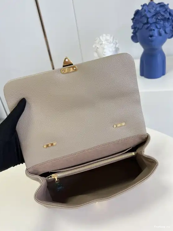 First bag ru VUITTON LOUIS MM MADELEINE 0514